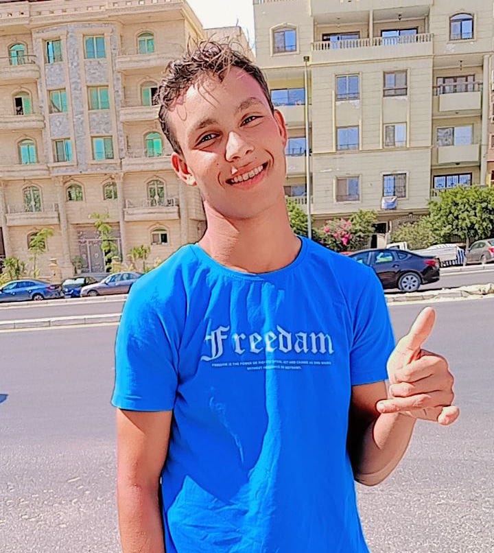 وجه جديد على الطريق.. محمود البحلس ينضم إلى نوستيفا للإنتاج الفني